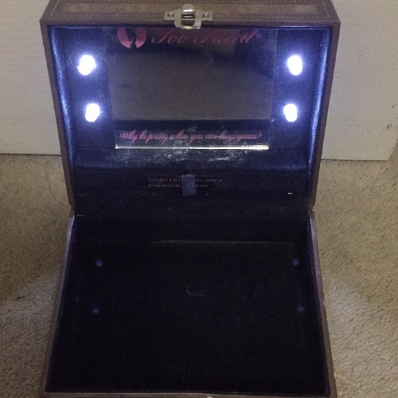 Jewelry Box which light up - Picture 2 of 6